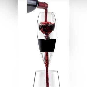 Venturi Red Wine Aerator Enhances Base Flavors for a Smoother Finish, Black